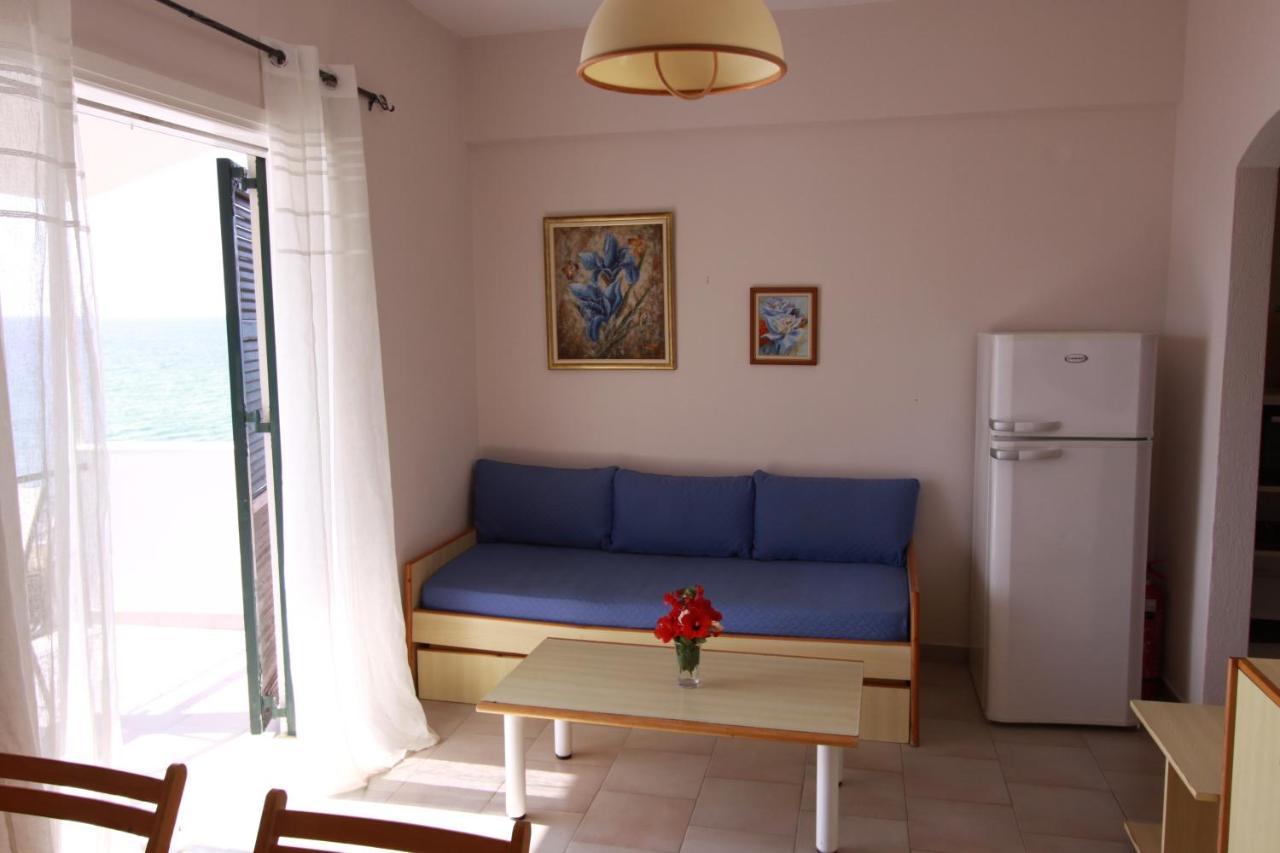 Corfu Glyfada Menigos Beach Apartments Extérieur photo