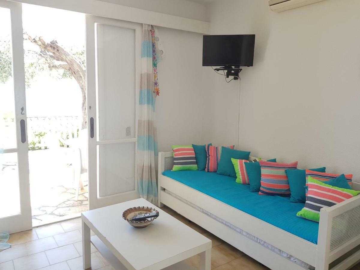 Corfu Glyfada Menigos Beach Apartments Extérieur photo